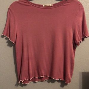 Tilly’s pink tee